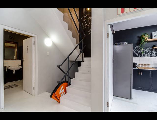 490M² CO-WORKING SPACE FOR SALE IN GREEN POINT